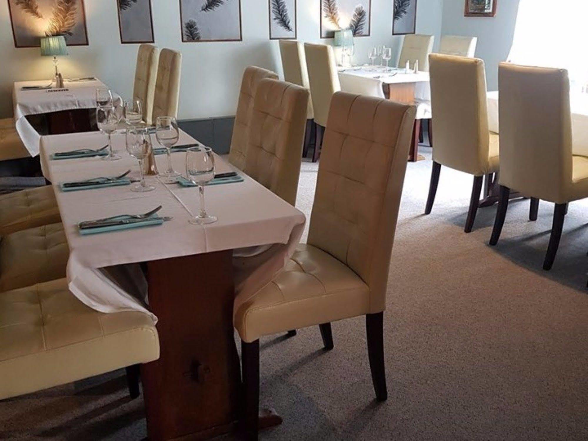 The Sportsmans Inn Limited Айвибридж Екстериор снимка